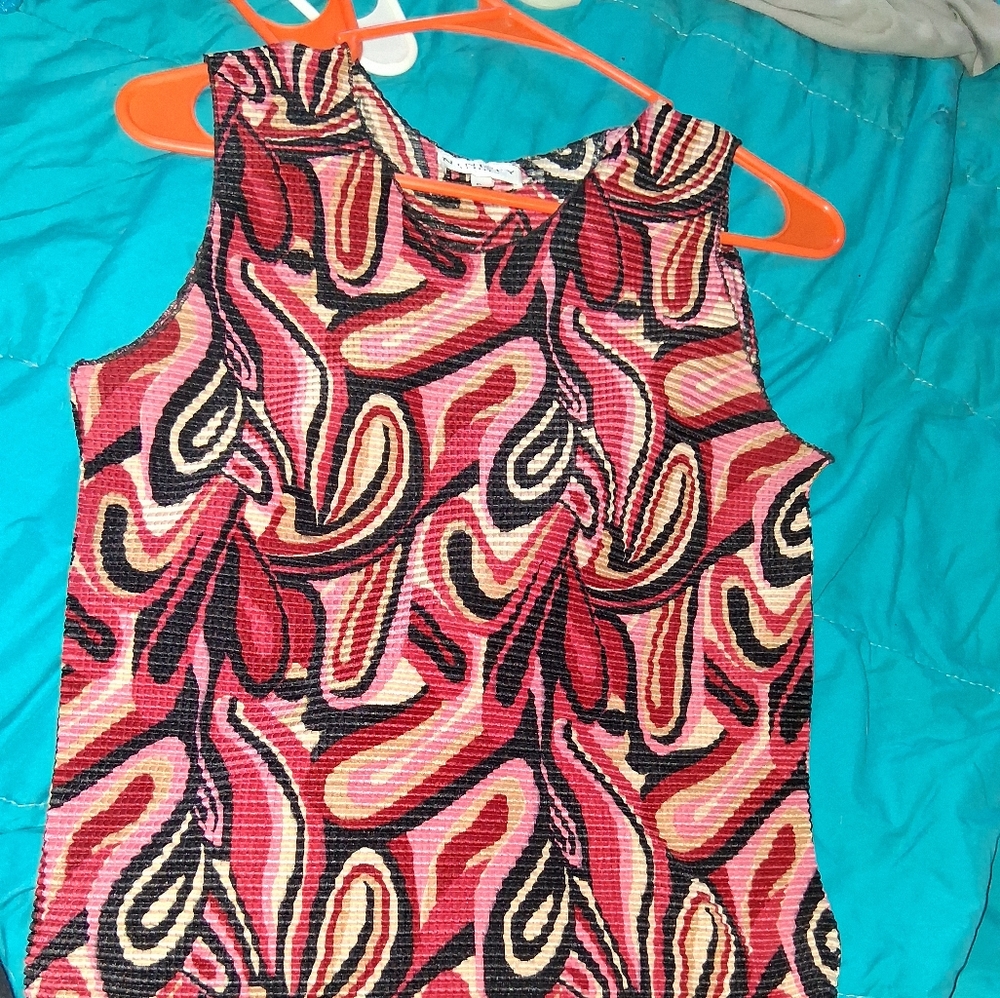 Abstract Patterned Sleeveless Top
